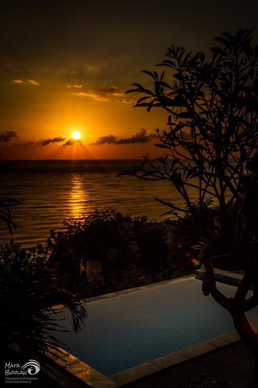Beten Waru Bungalow And Restaurant آميدْ المظهر الخارجي الصورة